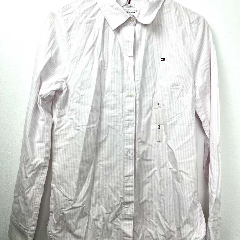 Tommy Hilfiger Women’s Classic Fit Button-Down Shirt, White Stripe, Size Small